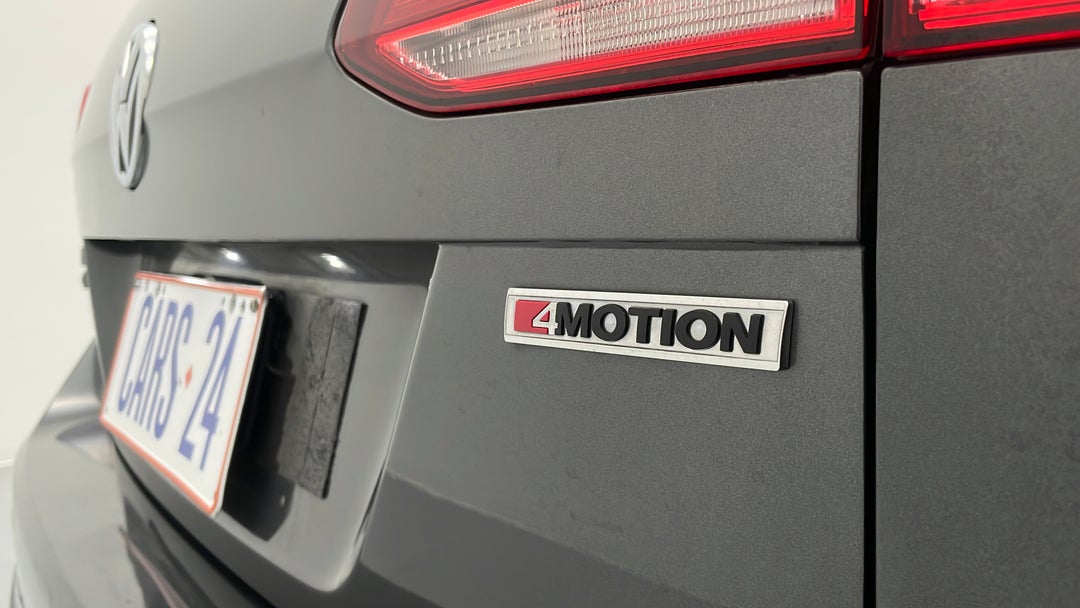 Badge (Boot Right Side)