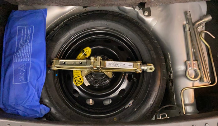 2015 Tata Bolt XT REVOTRON, Petrol, Manual, 28,293 km, Spare Tyre