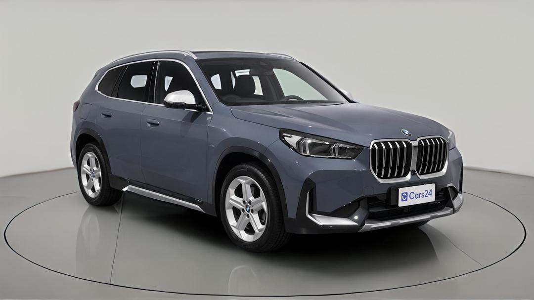 2023 BMW X1 sDrive18i, Automatic, 25512 km, Right Front Diagonal (45- Degree) View