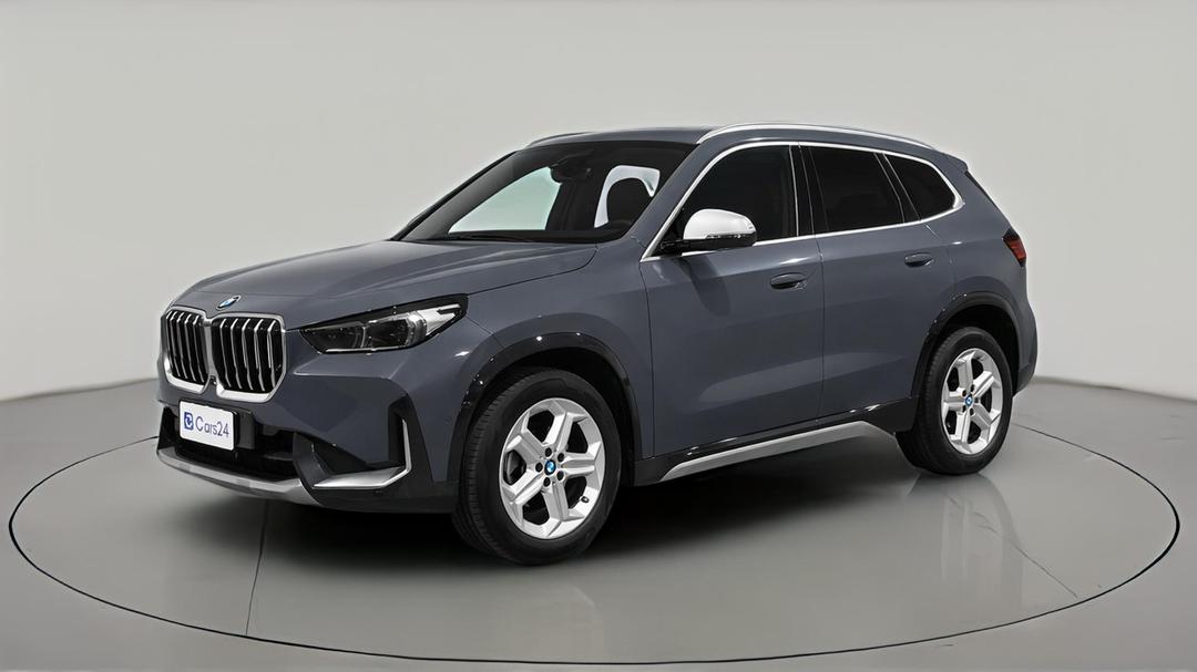 2023 BMW X1 sDrive18i, Automatic, 25512 km, Left Front Diagonal (45- Degree) View