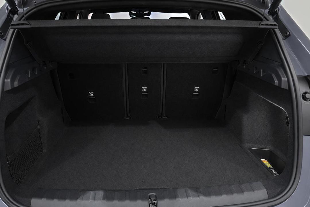 2023 BMW X1 sDrive18i, Automatic, 25512 km, Boot Inside View