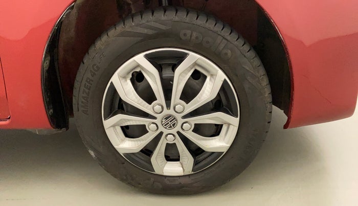 2011 Toyota Etios Liva G, Petrol, Manual, 77,595 km, Right Front Wheel