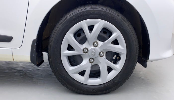 2019 Hyundai Grand i10 MAGNA 1.2 VTVT, Petrol, Manual, 12,271 km, Right Front Tyre