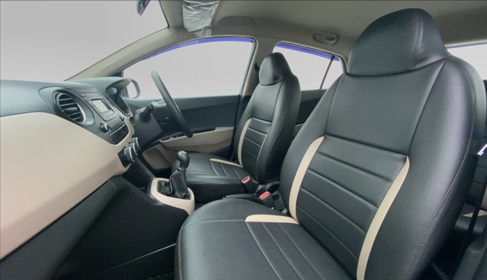 2019 Hyundai Grand i10 MAGNA 1.2 VTVT, Petrol, Manual, 12,271 km, Right Side Front Door Cabin View