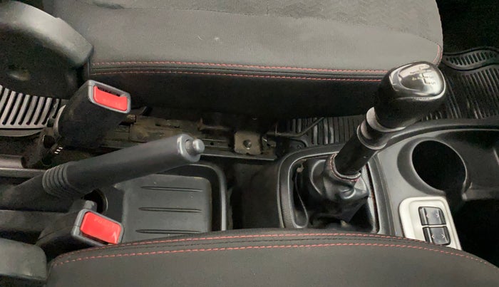 2016 Datsun Redi Go S, Petrol, Manual, 42,127 km, Gear Lever