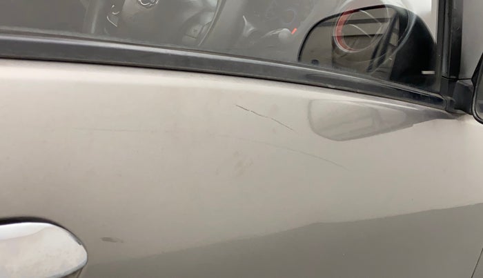 2016 Datsun Redi Go S, Petrol, Manual, 42,127 km, Driver-side door - Minor scratches