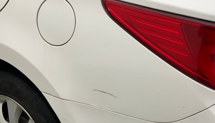 2017 Hyundai Verna 1.6 VTVT S AT, Petrol, Automatic, 57,376 km, Left quarter panel - Minor scratches
