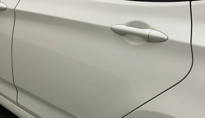 2017 Hyundai Verna 1.6 VTVT S AT, Petrol, Automatic, 57,376 km, Rear left door - Minor scratches