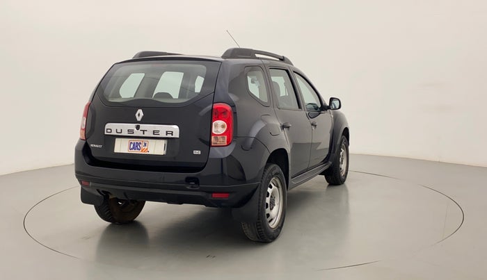2015 Renault Duster RXE PETROL, Petrol, Manual, 67,363 km, Right Back Diagonal