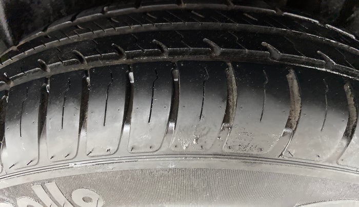 2015 Maruti Swift VDI ABS, Diesel, Manual, 92,673 km, Left Rear Tyre Tread