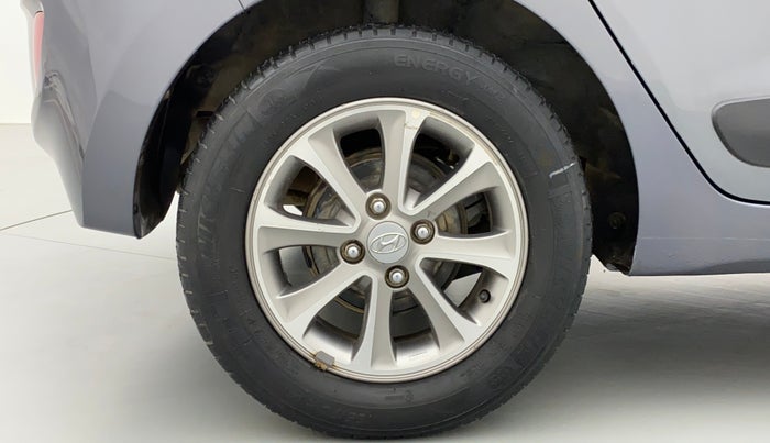 2016 Hyundai Grand i10 ASTA 1.1 (O) CRDI, Diesel, Manual, 75,922 km, Right Rear Wheel