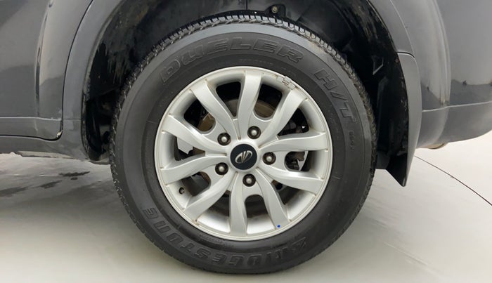 2019 Mahindra XUV500 W9, Diesel, Manual, 28,679 km, Left Rear Wheel