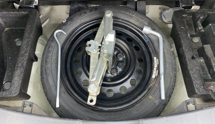 2011 Maruti Wagon R 1.0 VXI, Petrol, Manual, 33,528 km, Spare Tyre