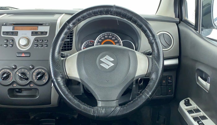 2011 Maruti Wagon R 1.0 VXI, Petrol, Manual, 33,528 km, Steering Wheel Close Up