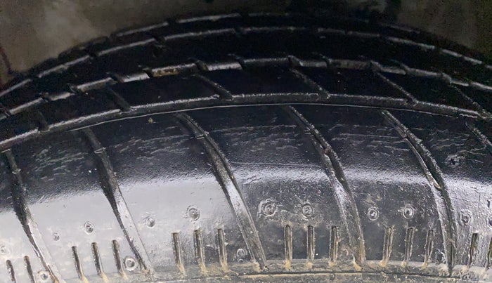 2015 Maruti Celerio ZXI AMT, Petrol, Automatic, 40,494 km, Left Front Tyre Tread