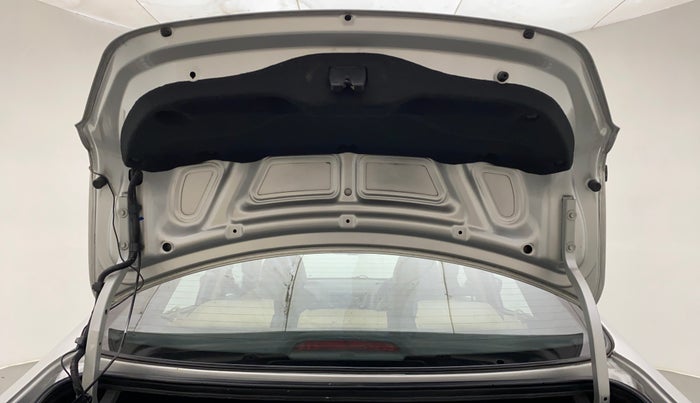 2016 Hyundai Verna 1.6 VTVT SX AT, Petrol, Automatic, 25,283 km, Boot Door Open