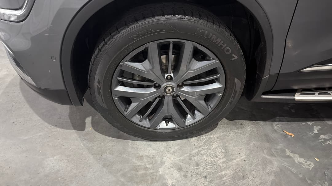 2020 Renault Koleos Black Edition, Automatic, 59183 km, Left Front Wheel