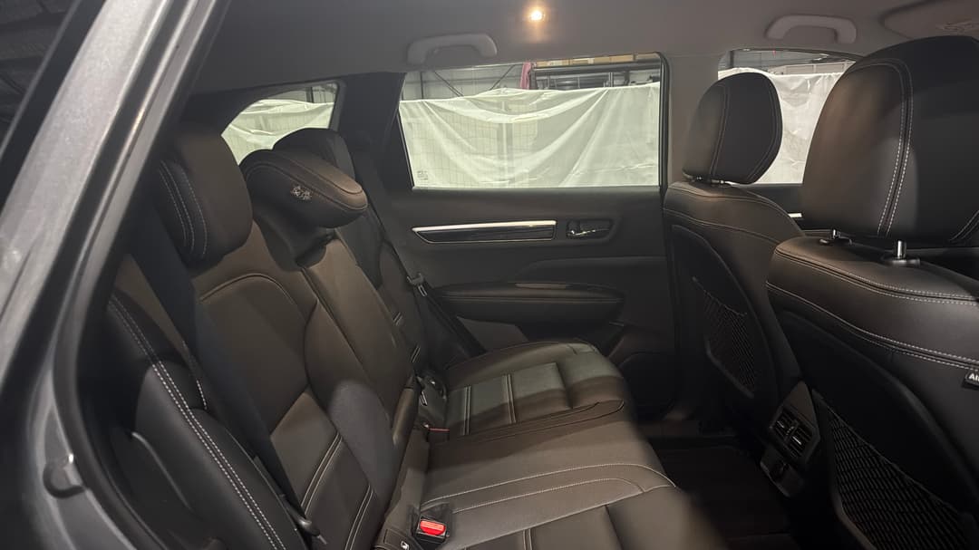 2020 Renault Koleos Black Edition, Automatic, 59183 km, Right Side Rear Door Cabin View