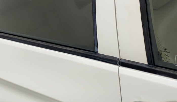 2015 Honda City 1.5L I-VTEC S MT, Petrol, Manual, 61,316 km, Right rear door - Weather strip has minor damage