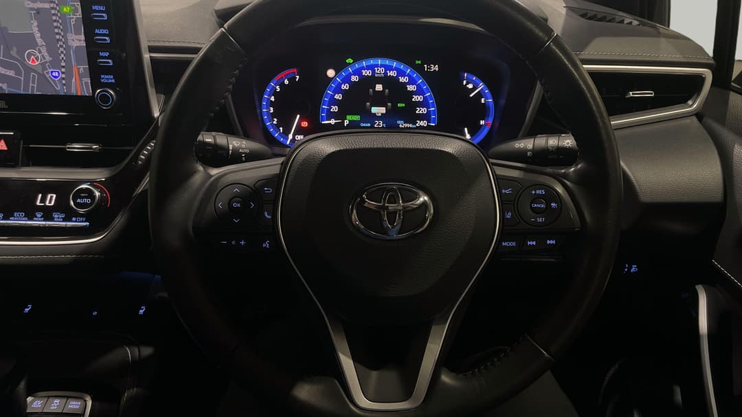 2021 Toyota Corolla Zr Hybrid, Automatic, 62994 km, Steering Wheel Close-up