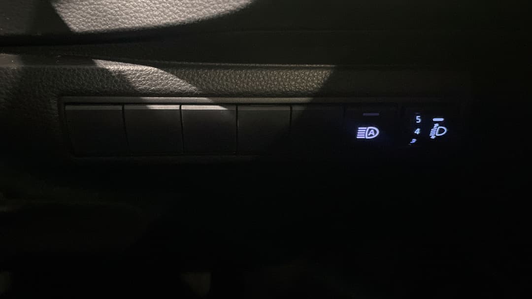 2021 Toyota Corolla Zr Hybrid, Automatic, 62994 km, Utility Switches/Buttons