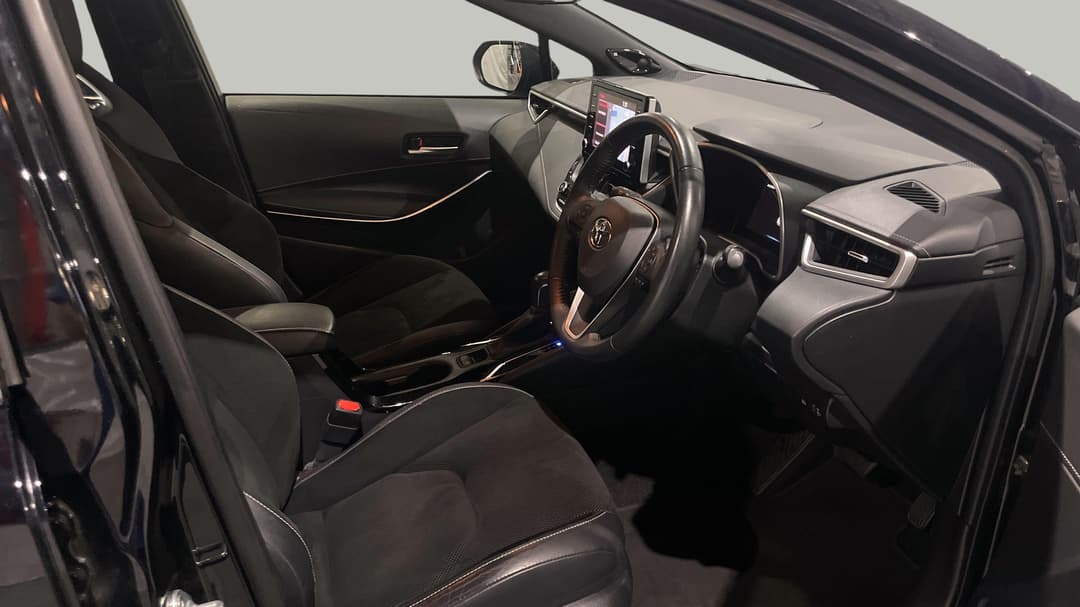 2021 Toyota Corolla Zr Hybrid, Automatic, 62994 km, Right Side Front Door Cabin View