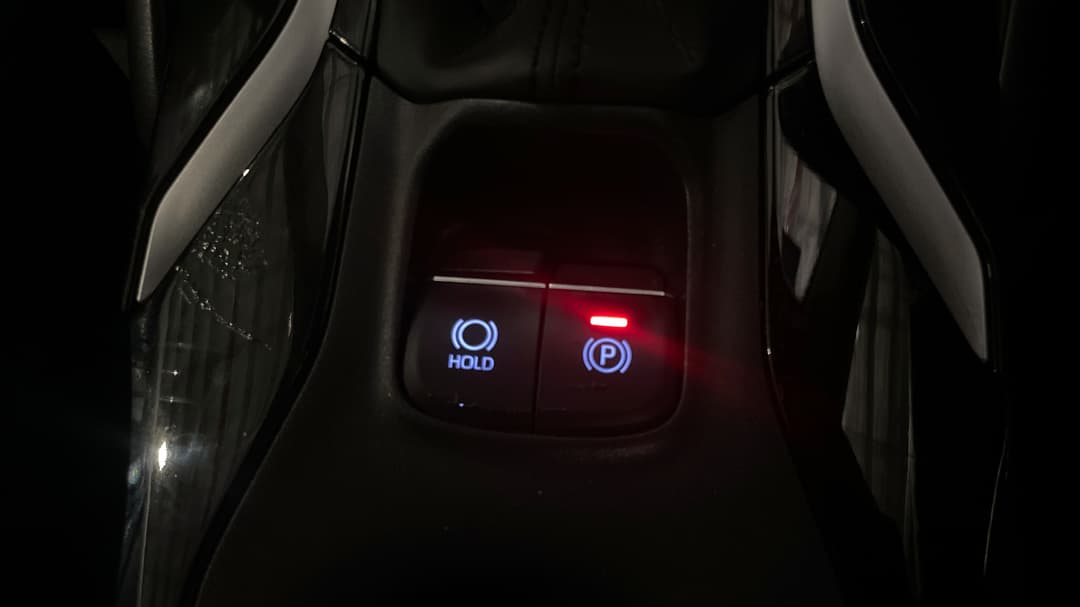 2021 Toyota Corolla Zr Hybrid, Automatic, 62994 km, Handbrake