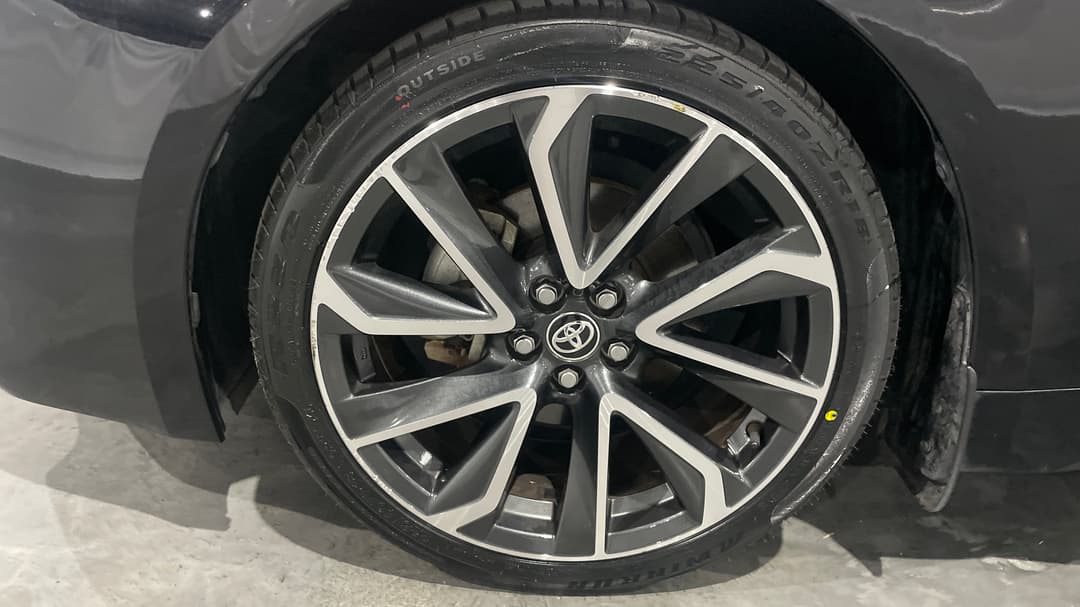2021 Toyota Corolla Zr Hybrid, Automatic, 62994 km, Left Front Wheel
