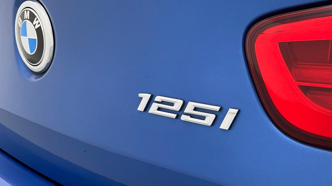 2016 BMW 1 25i M Sport, Automatic, 97508 km, Badge (Boot Right Side)