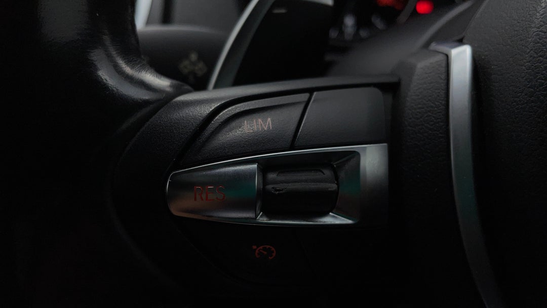 2016 BMW 1 25i M Sport, Automatic, 97508 km, Cruise Control