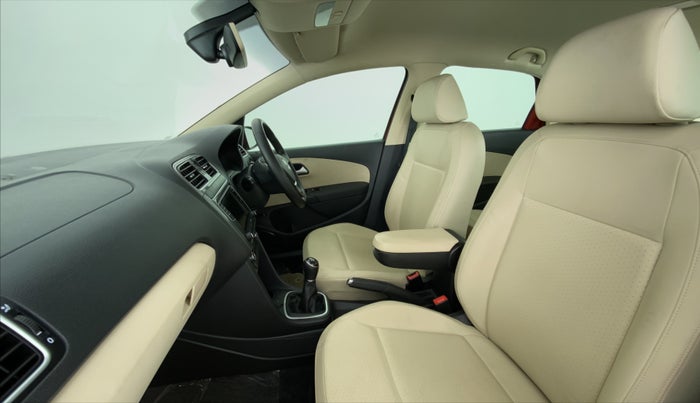 2020 Volkswagen Vento HIGHLINE PLUS 1.0 TSI MT, Petrol, Manual, 6,323 km, Right Side Front Door Cabin