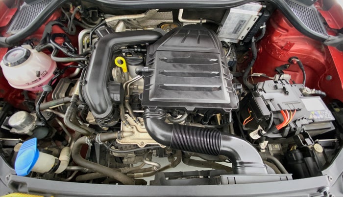 2020 Volkswagen Vento HIGHLINE PLUS 1.0 TSI MT, Petrol, Manual, 6,323 km, Open Bonet