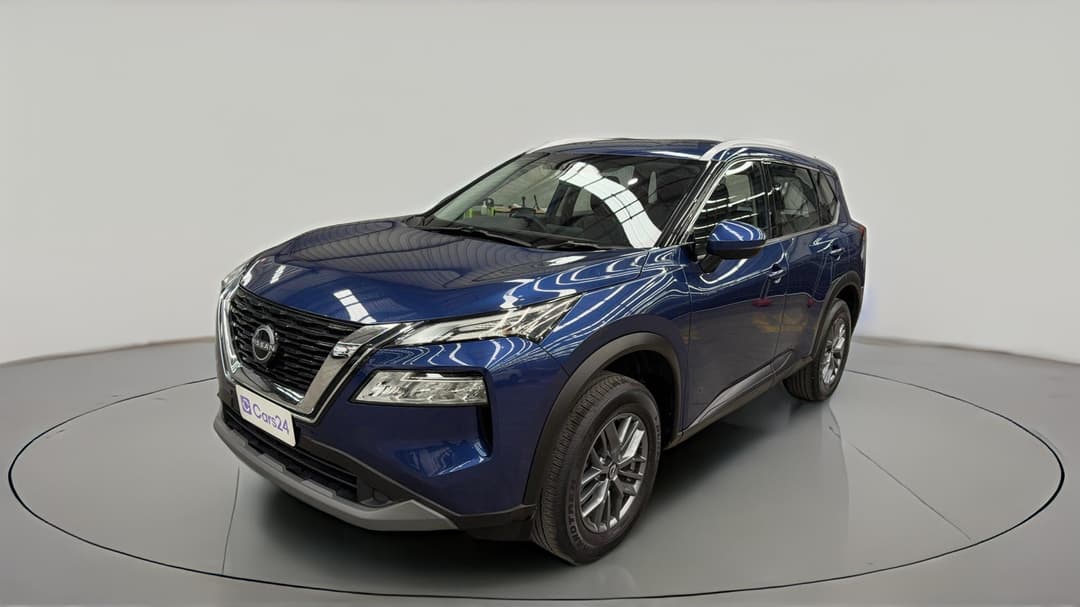 2024 Nissan X-trail St (4WD) 7 Seat, Automatic, 57416 km, Left Front Diagonal (45- Degree) View