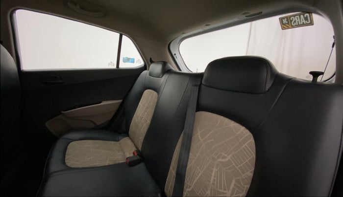 2018 Hyundai Grand i10 MAGNA 1.2 KAPPA VTVT, Petrol, Manual, 38,780 km, Right Side Rear Door Cabin