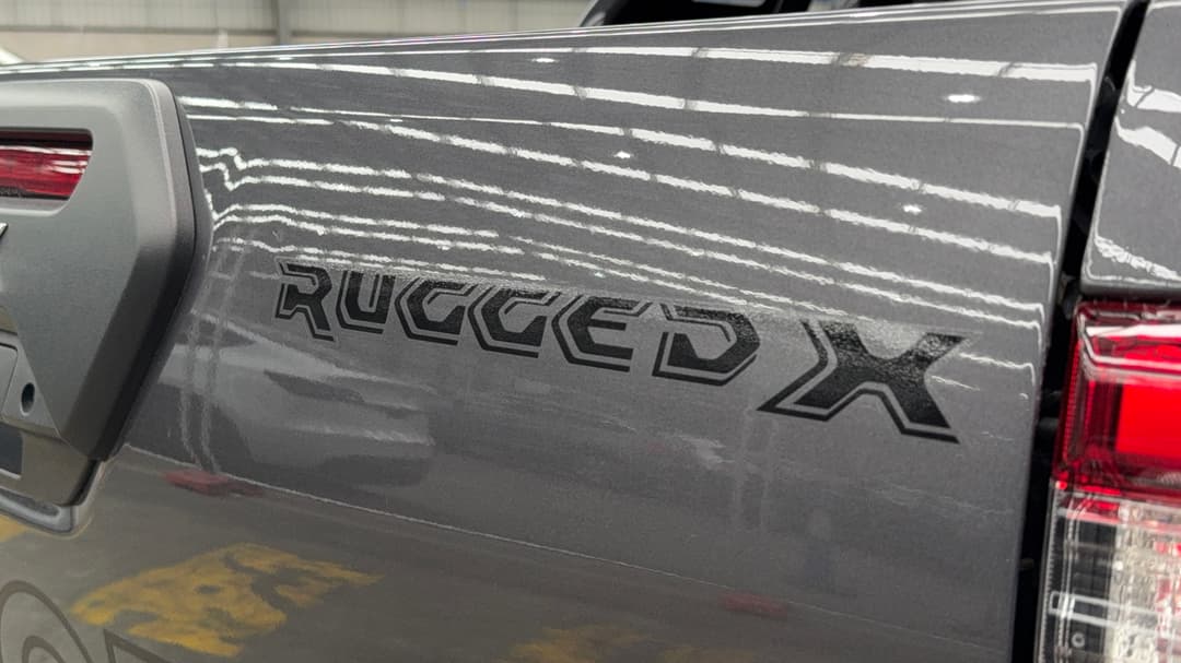 2022 Toyota Hilux Rugged X (4x4), Automatic, 14983 km, Badge (Boot Right Side)