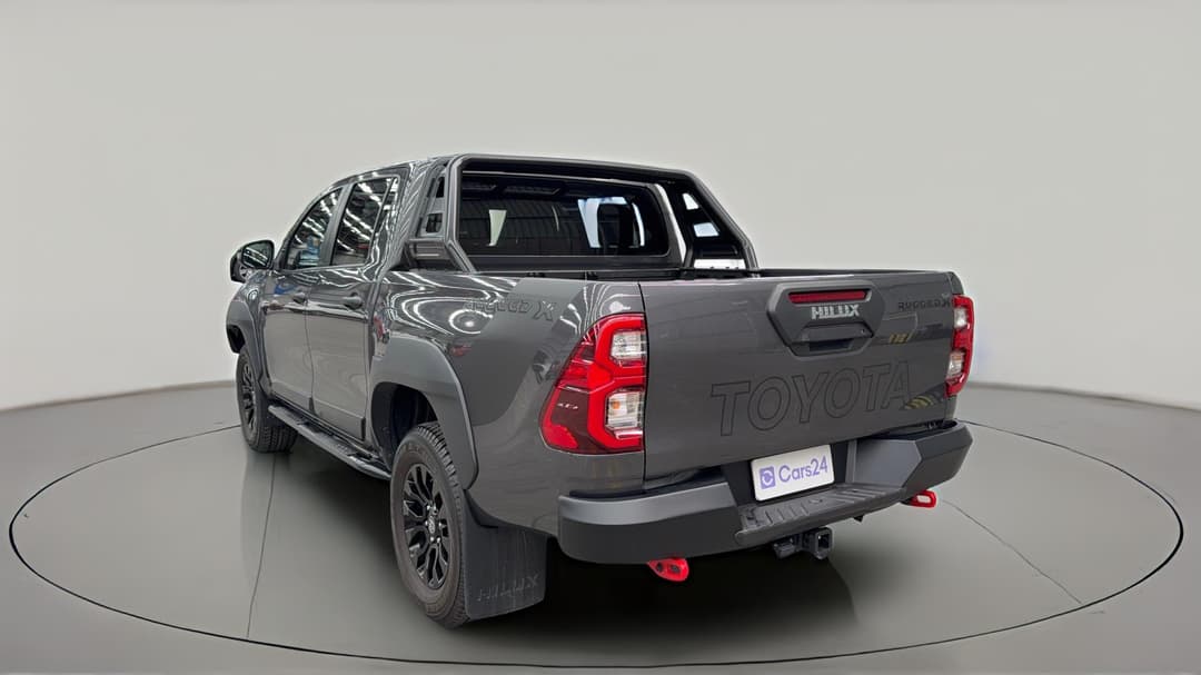 2022 Toyota Hilux Rugged X (4x4), Automatic, 14983 km, Left Back Diagonal (45- Degree) View