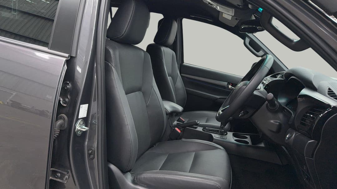 2022 Toyota Hilux Rugged X (4x4), Automatic, 14983 km, Right Side Front Door Cabin View