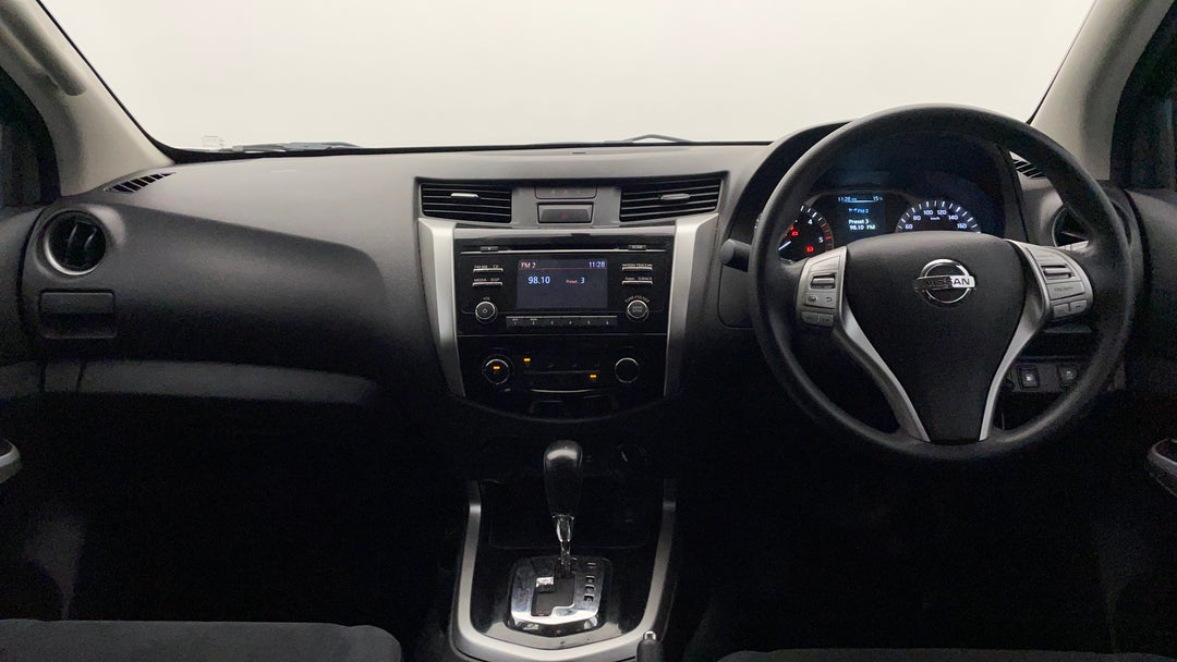 2019 Nissan Navara Sl (4x4), Automatic, 99252 km, Dashboard View