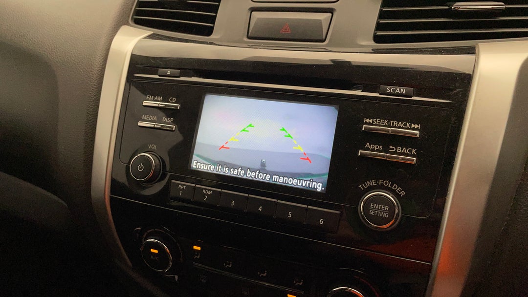 2019 Nissan Navara Sl (4x4), Automatic, 99252 km, Parking Camera