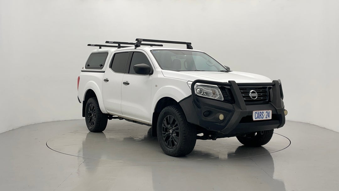 2019 Nissan Navara Sl (4x4), Automatic, 99252 km, Right Front Diagonal (45- Degree) View