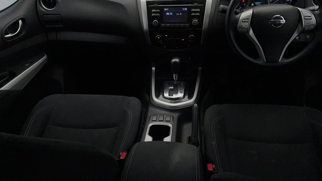 2019 Nissan Navara Sl (4x4), Automatic, 99252 km, Center Console