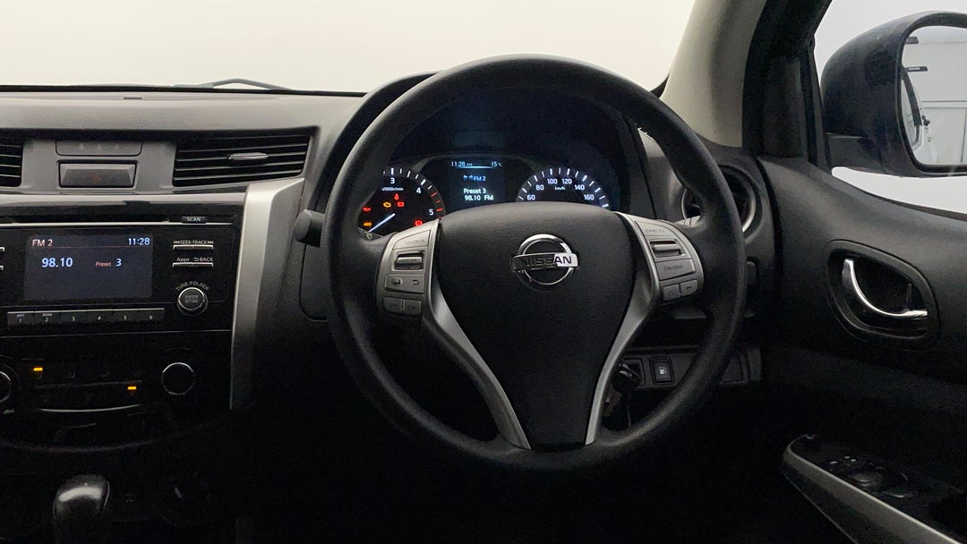 2019 Nissan Navara Sl (4x4), Automatic, 99252 km, Steering Wheel Close-up