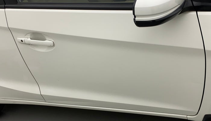2014 Honda Brio S MT, Petrol, Manual, 35,921 km, Driver-side door - Minor scratches