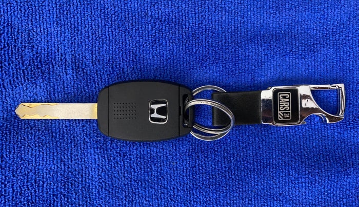 2014 Honda Brio S MT, Petrol, Manual, 35,921 km, Key Close Up