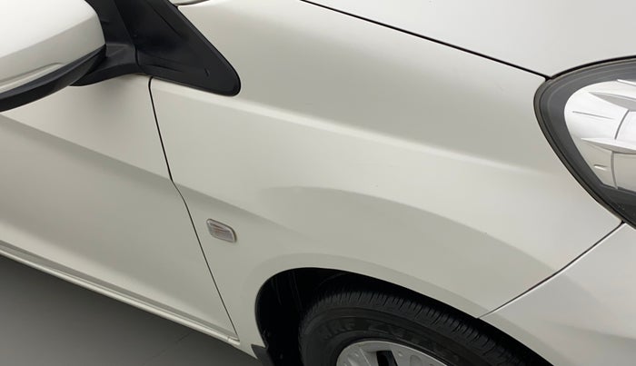 2014 Honda Brio S MT, Petrol, Manual, 35,921 km, Right fender - Minor scratches