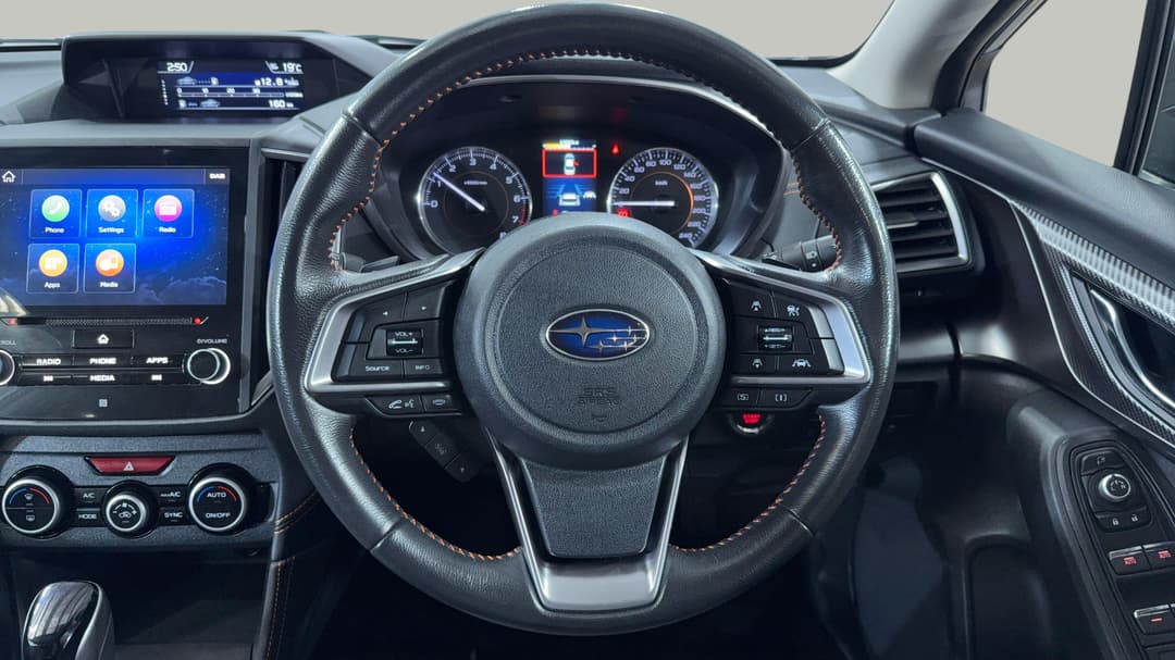 2020 Subaru XV 2.0i-l AWD, Automatic, 103472 km, Steering Wheel Close-up