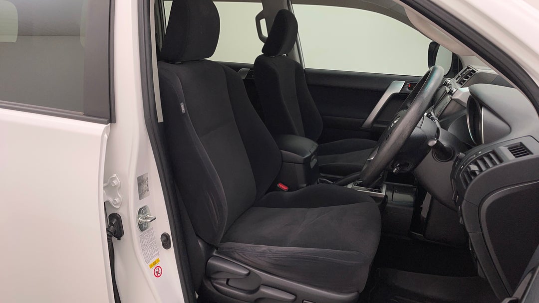 2017 Toyota Landcruiser Prado Gx (4x4), Automatic, 99350 km, Right Side Front Door Cabin View