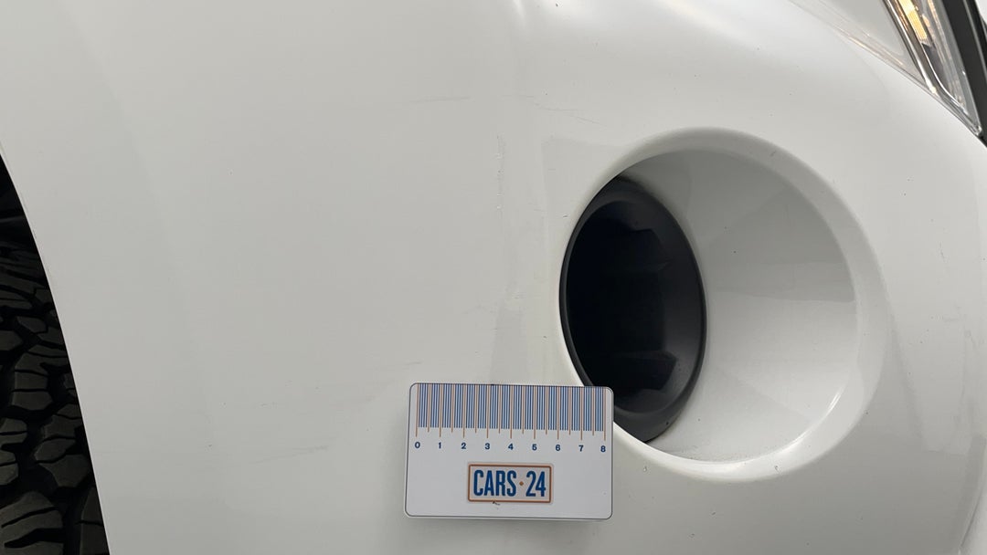 2017 Toyota Landcruiser Prado Gx (4x4), Automatic, 99350 km, Bumper Front Scratch