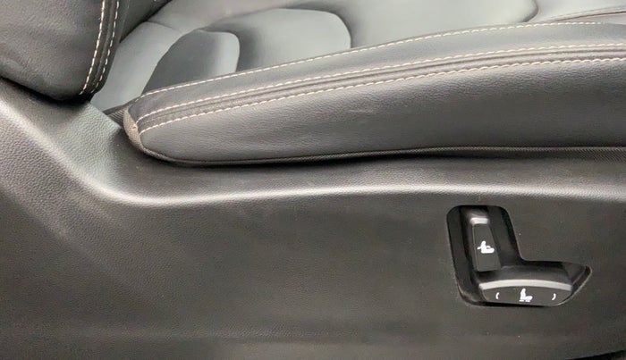 2019 MG HECTOR SHARP 2.0 DIESEL, Diesel, Manual, 11,649 km, Driver Side Adjustment Panel