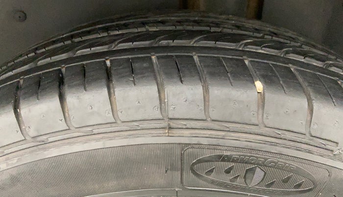 2019 MG HECTOR SHARP 2.0 DIESEL, Diesel, Manual, 11,649 km, Left Rear Tyre Tread